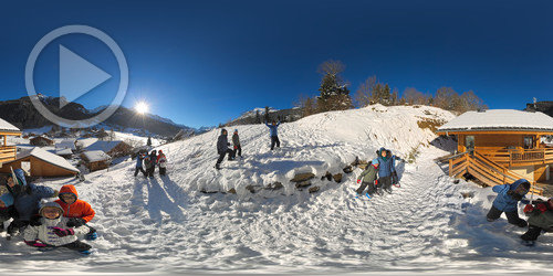 Brincando na neve em Saint Gervais Les Bains em 360°